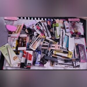 L.A. Colors Diverse Eyeliner Set